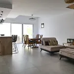 Charmante Maison Moderne - Quartier Des Roses - 8 Personnes * 莱萨布勒-多洛讷