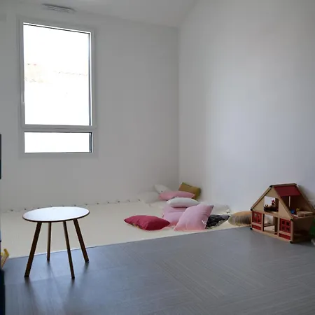 Charmante Maison Moderne - Quartier Des Roses - 8 Personnes *