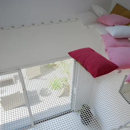 Hébergement de vacances Charmante Maison Moderne - Quartier Des Roses - 8 Personnes *
